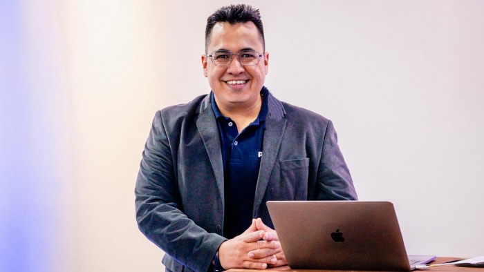 carlos.uchoa