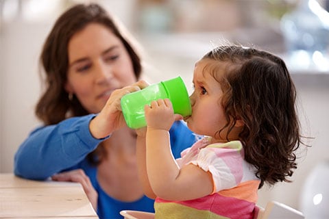 Combinação perfeita: encontre o melhor copo para crianças para ajudar no estado de desenvolvimento do seu bebê