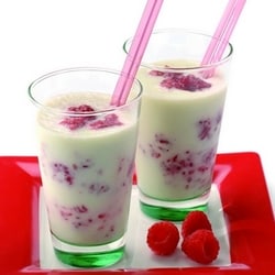 Smoothie De Maçã Com Buttermilk E Framboesa | Philips