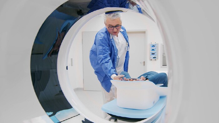 Philips apresenta tomografia computadorizada CT 5300 com integração de IA durante a Jornada Paulista de Radiologia