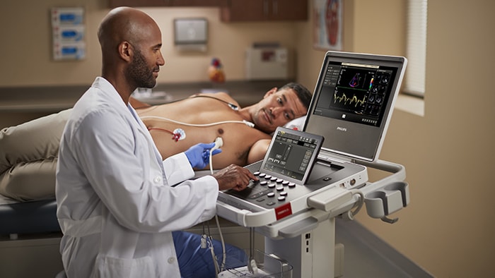 ESC 2023: Philips passa a usar inteligência artificial em ultrassom cardíaco e em tratamentos cardíacos