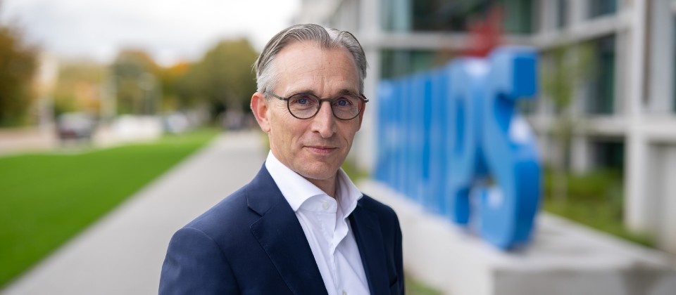 philips-announces-proposal-to-reappoint-roy-jakobs-as-ceo