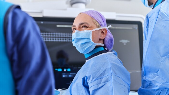 Philips promove workshop inédito para mulheres na neurorradiologia intervencionista