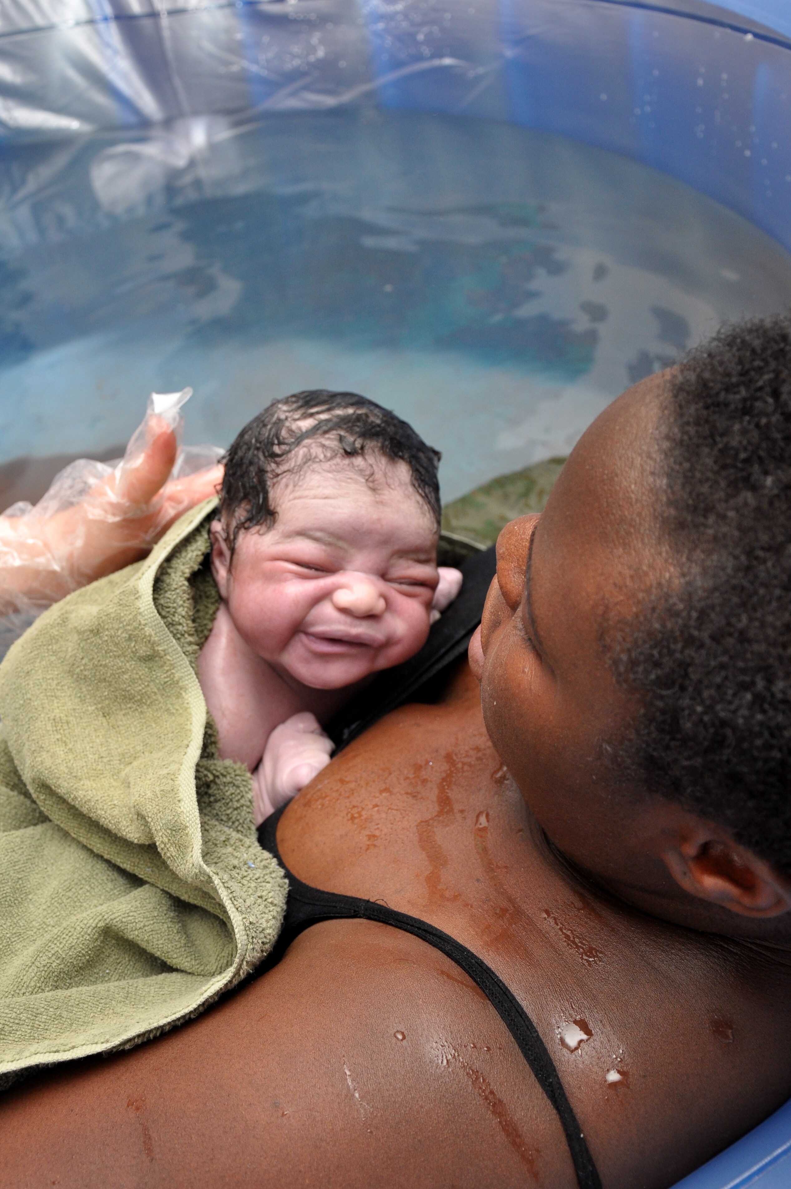 O aplicativo Pregnancy+ da Philips Avent e o UNFPA Brasil colaboram para aumentar os níveis de confiança e as opções de parto para gestantes no Brasil (abre em uma nova janela)